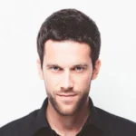 Porträt von Sandro Schachner, MSc, Geschäftsführer von BEAUNITED.