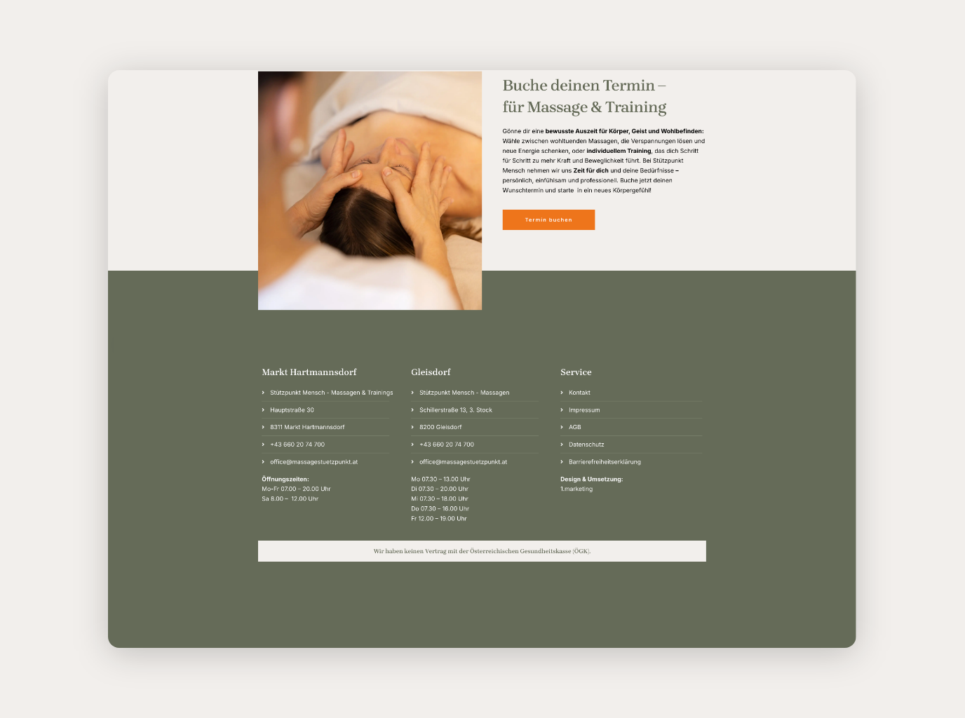 Desktop Screen mit einen Buchen Button und dem Footer