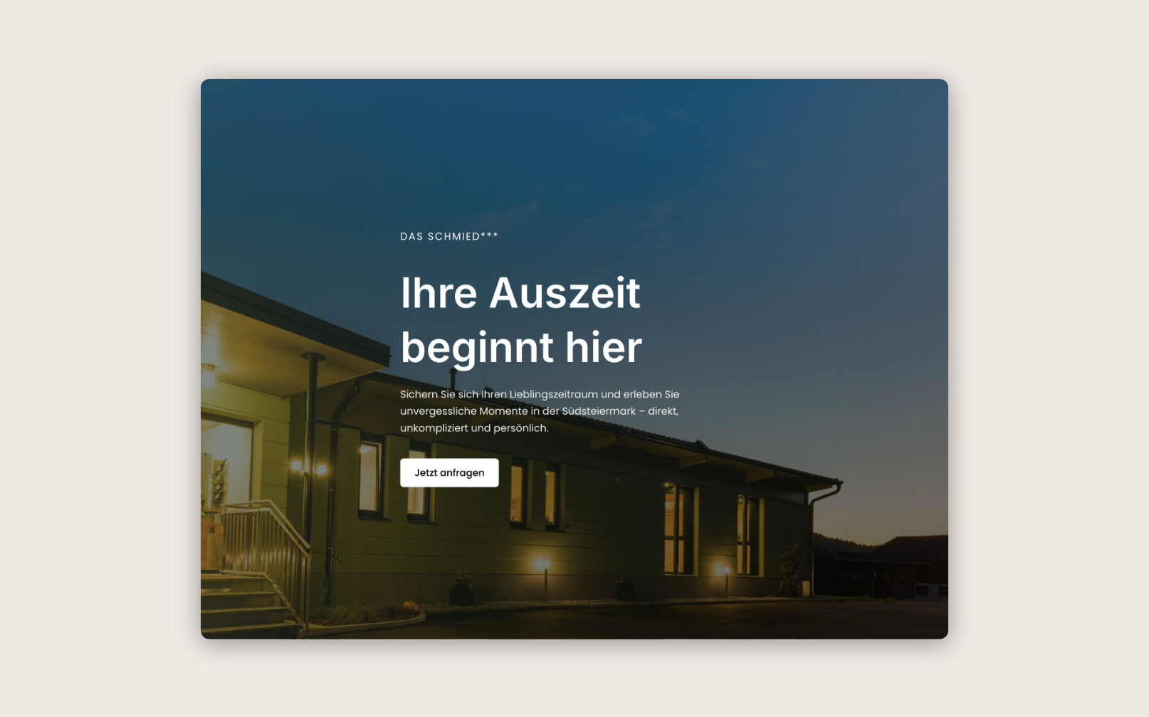 Desktop Screen mit einem Call to Action Buchen Button